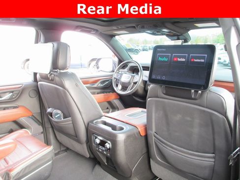 Used 2023 GMC Yukon Denali Ultimate image 16