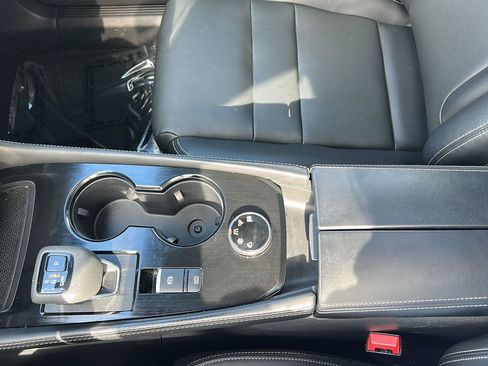 Used 2023 Nissan Rogue SL w/ SL Premium Package AWD/4WD image 15