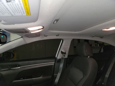 Used 2017 Hyundai Elantra Value Edition w/ Cargo Package image 13