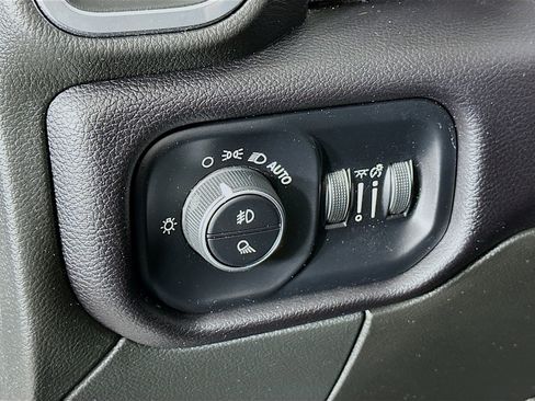 Used 2024 RAM 2500 Laramie w/ Safety Group image 17