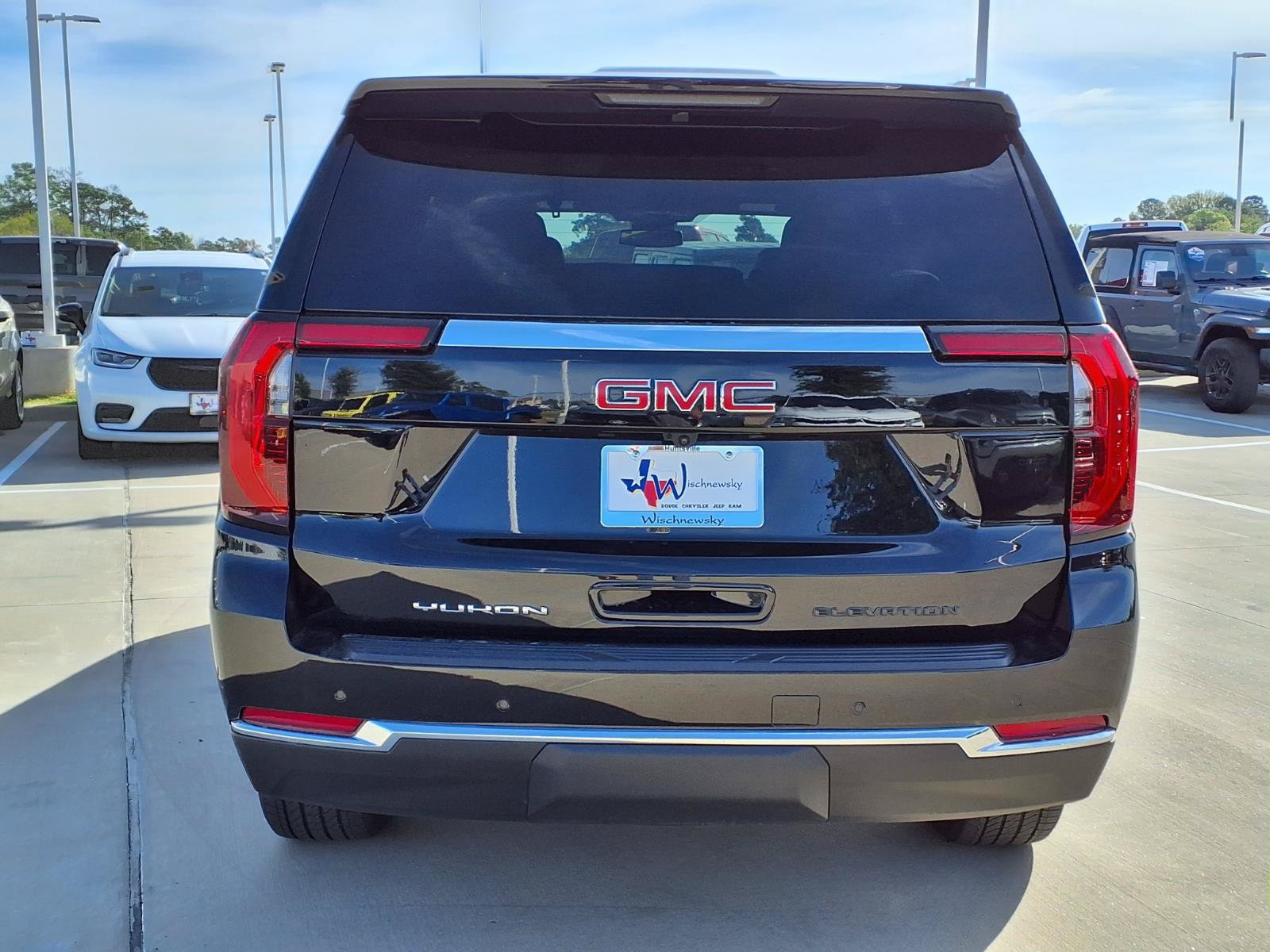 Used 2026 GMC Yukon Elevation RWD image 7