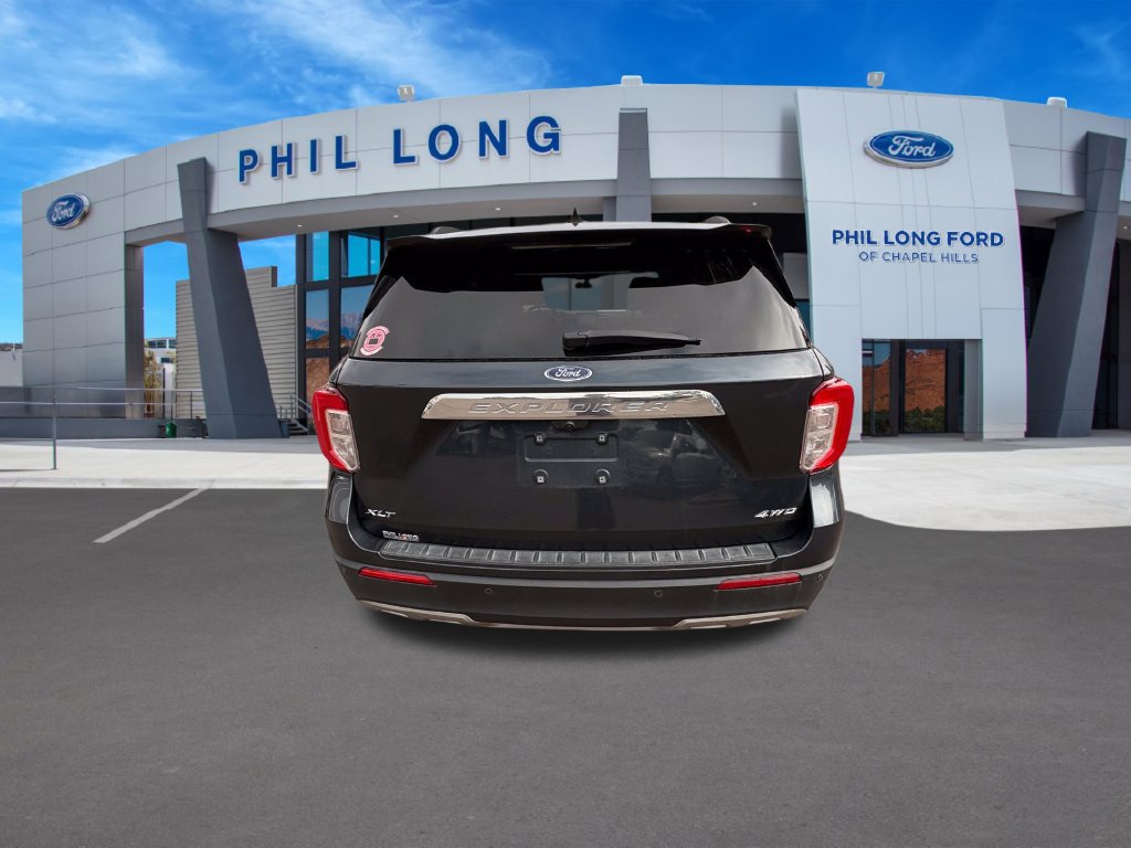 Used 2022 Ford Explorer XLT w/ Equipment Group 202A AWD/4WD image 4