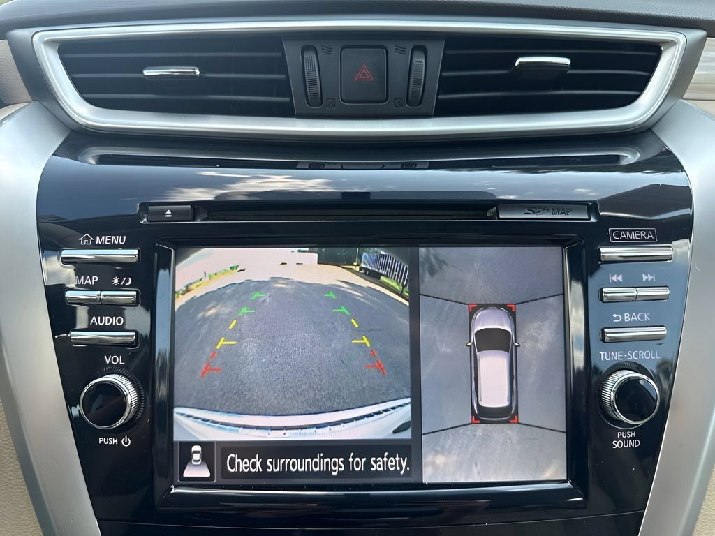 Used 2017 Nissan Murano Platinum w/ Platinum Technology Package FWD image 21