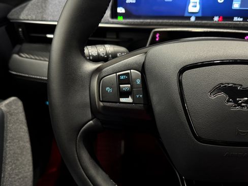 Used 2025 Ford Mustang Mach-E Premium image 32