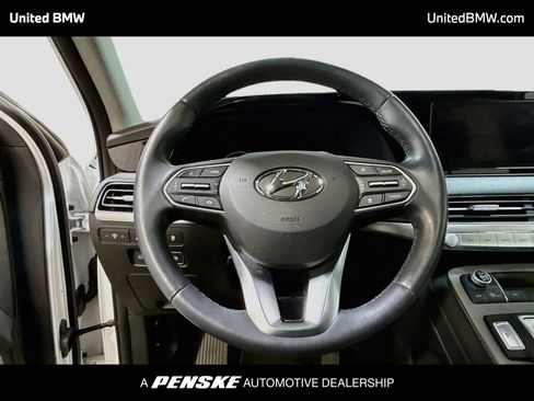 Used 2022 Hyundai Palisade Limited FWD image 13
