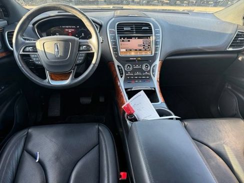Used 2019 Lincoln Nautilus Reserve AWD/4WD image 15