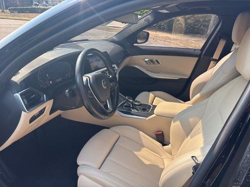 Used 2020 BMW 330i Sedan w/ Premium Package RWD image 10