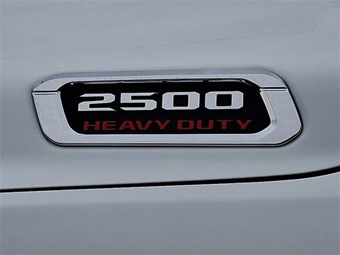 Used 2024 RAM 2500 Tradesman w/ Chrome Appearance Group image 28