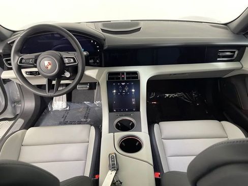 New 2025 Porsche Taycan image 39