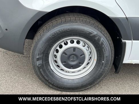 New 2025 Mercedes-Benz Sprinter 2500 image 11