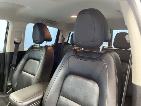 Used 2018 GMC Canyon SLT w/ Driver Alert Package image 8