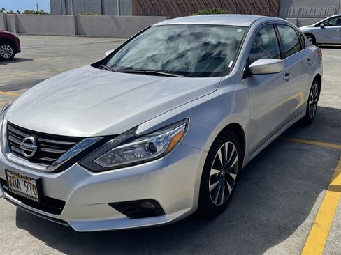 Used 2017 Nissan Altima 2.5 SV FWD image 1