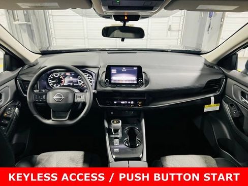 New 2026 Nissan Rogue SV FWD image 4