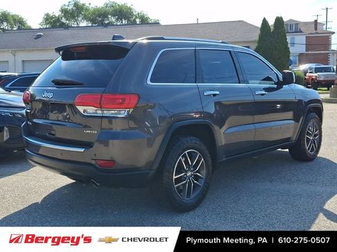 Used 2017 Jeep Grand Cherokee Limited w/ Luxury Group II AWD/4WD image 8