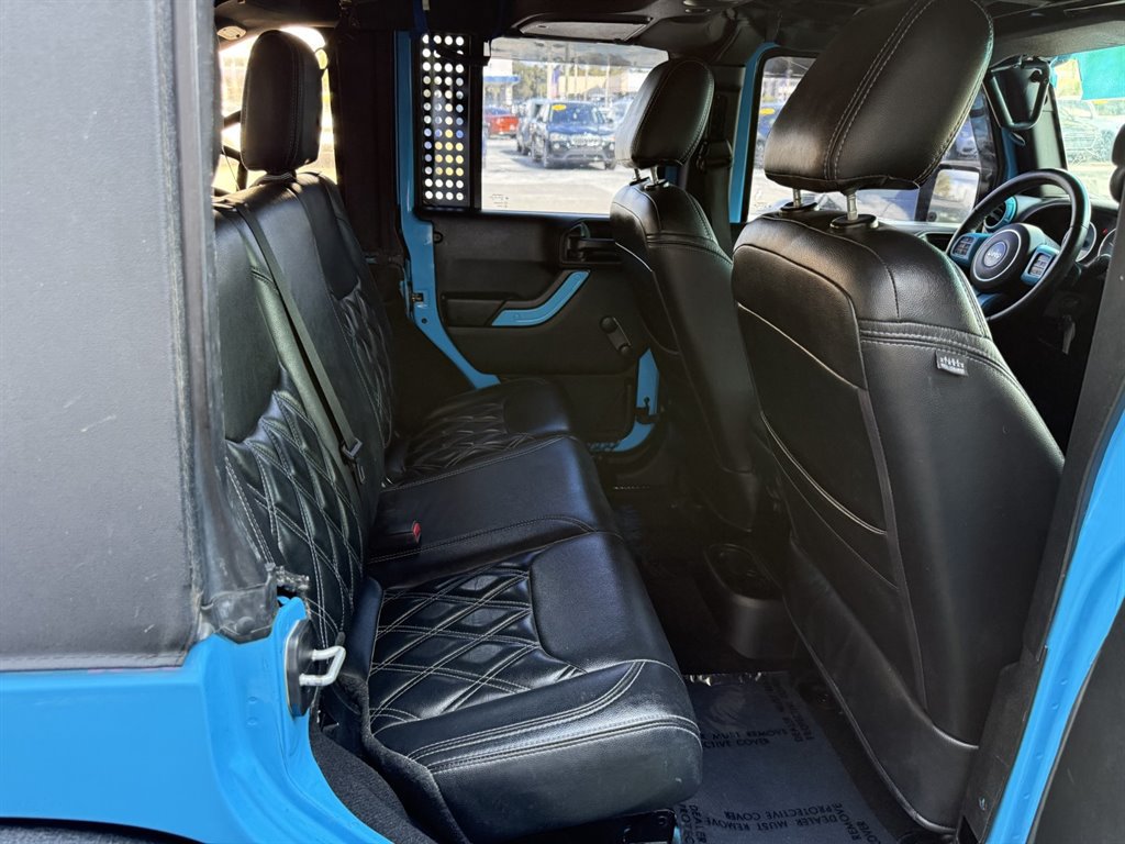 Used 2017 Jeep Wrangler Unlimited Sport w/ Max Tow Package AWD/4WD image 13