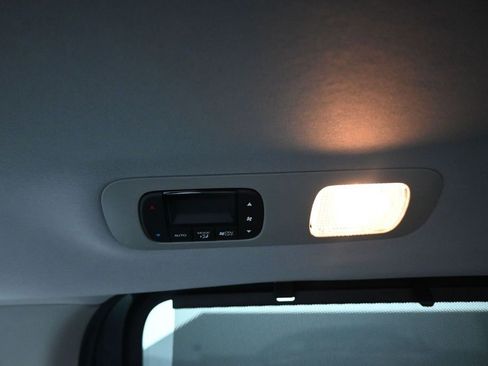 Used 2024 Honda Odyssey Touring image 40
