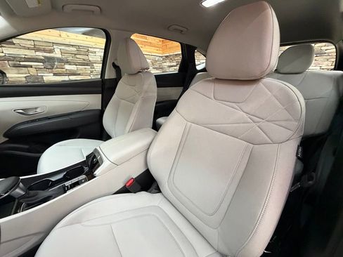 Certified 2026 Hyundai Tucson SE image 12