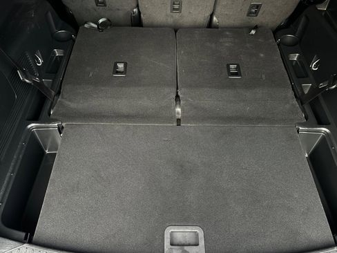 Certified 2023 Ford Explorer XLT image 15