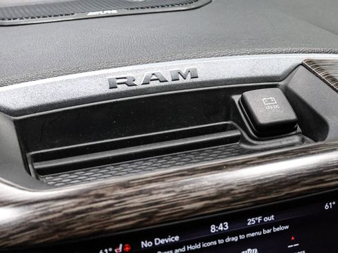 Used 2020 RAM 1500 Laramie image 32