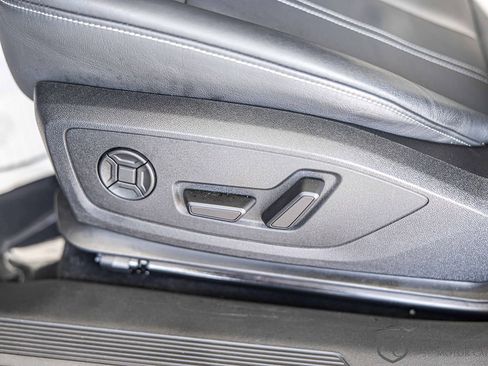 Used 2024 Audi Q4 e-tron Premium Plus w/ Premium Plus image 23