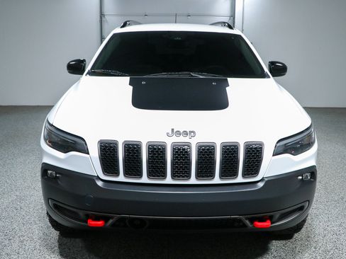 Used 2022 Jeep Cherokee Trailhawk w/ Premium Leather Package AWD/4WD image 4