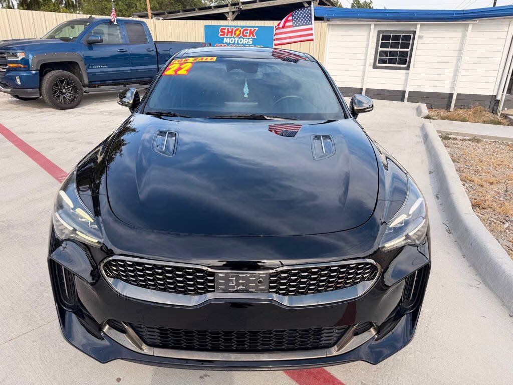 Used 2022 Kia Stinger GT-Line w/ Sun & Sound Package RWD image 7