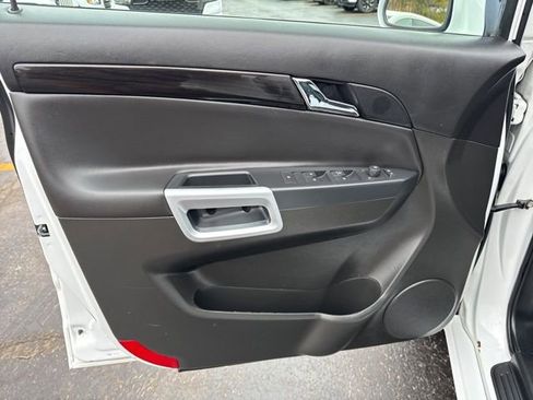 Used 2015 Chevrolet Captiva Sport LT w/ Convenience Package image 8