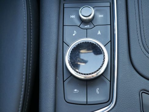 Used 2024 Cadillac XT6 Sport w/ Technology Package image 23