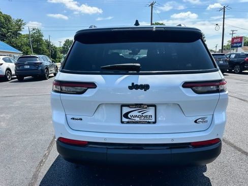 Used 2025 Jeep Grand Cherokee L Limited AWD/4WD image 7