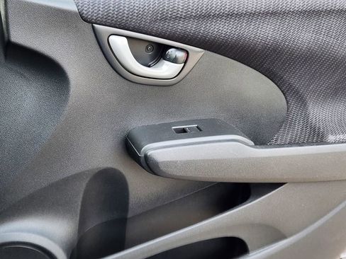 Used 2013 Honda Fit Sport image 13