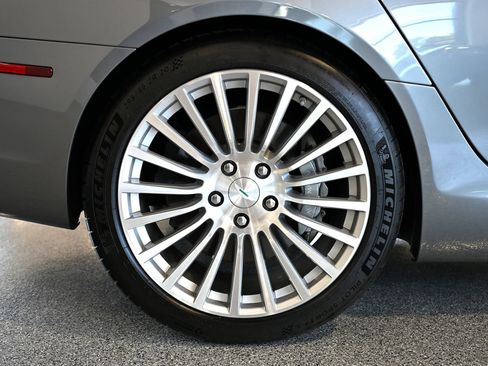 Used 2011 Aston Martin Rapide RWD image 17