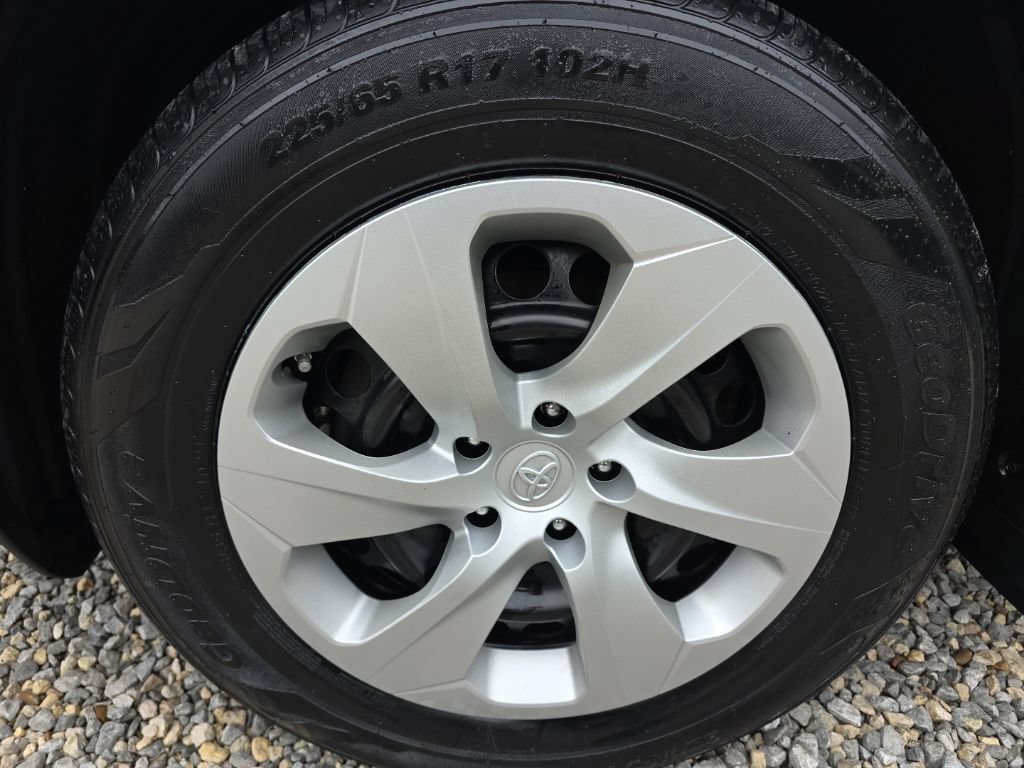 Certified 2021 Toyota RAV4 LE AWD/4WD image 10