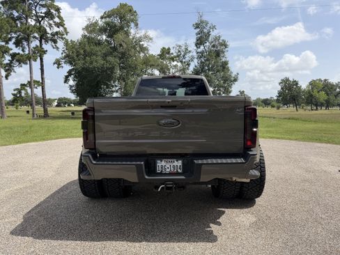 Used 2026 Ford F450 Lariat AWD/4WD image 17