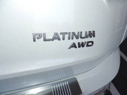 New 2026 Nissan Rogue Platinum image 17