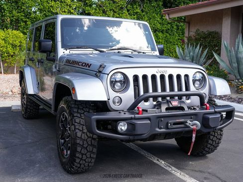 Used 2016 Jeep Wrangler Unlimited Rubicon image 12