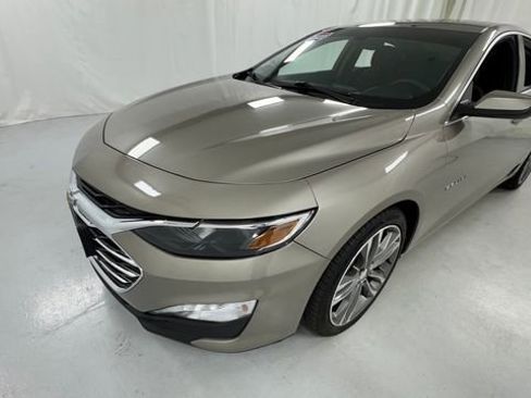 Used 2022 Chevrolet Malibu LT FWD image 7