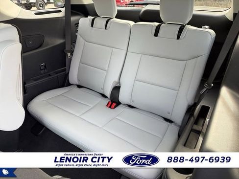 New 2026 Ford Explorer Platinum w/ LUX Leather Package AWD/4WD image 12