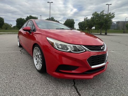 Used 2016 Chevrolet Cruze LS FWD image 7