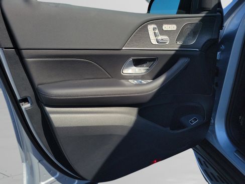 New 2026 Mercedes-Benz GLS 450 4MATIC image 24