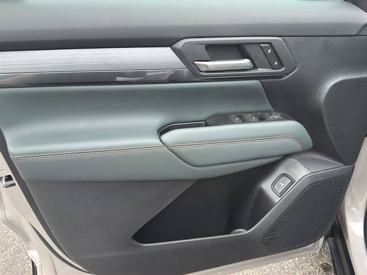 New 2027 GMC Terrain AT4 AWD/4WD image 10