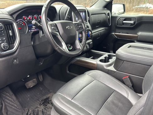 Used 2022 Chevrolet Silverado 1500 LT Trail Boss w/ Convenience Package II image 13