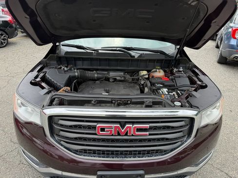 Used 2018 GMC Acadia SLE AWD/4WD image 25