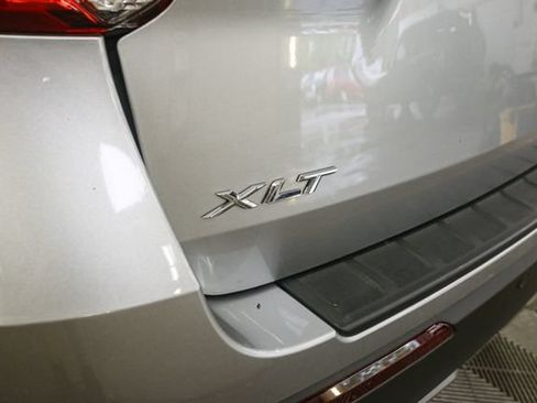 Used 2023 Ford Explorer XLT w/ Equipment Group 202A AWD/4WD image 9
