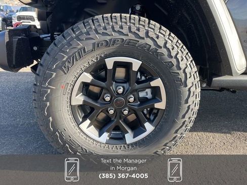 New 2026 Jeep Gladiator Rubicon w/ Safety Group image 9