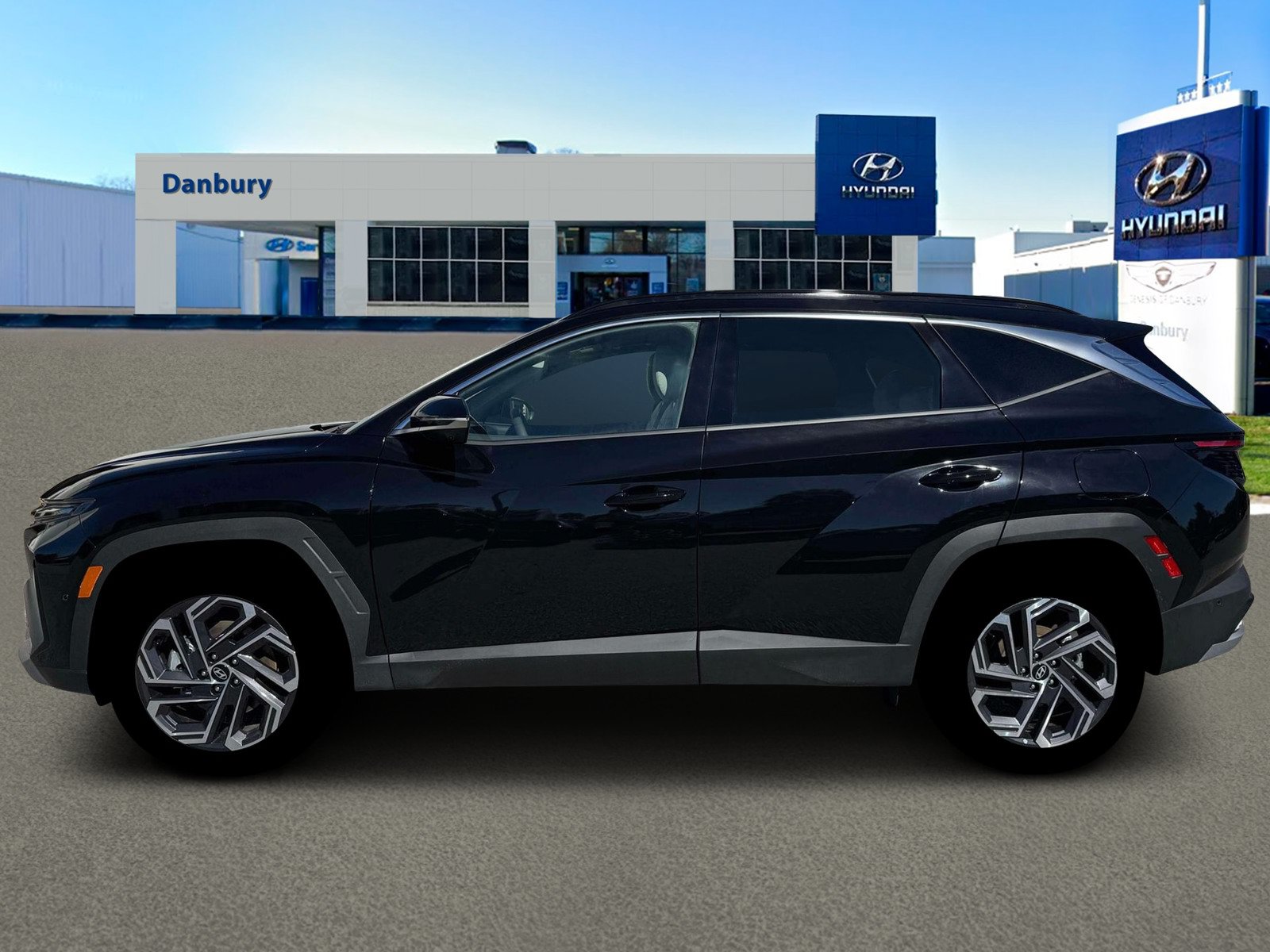 New 2026 Hyundai Tucson Limited AWD/4WD image 3