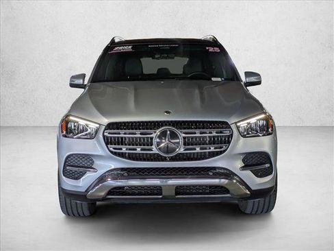 Used 2025 Mercedes-Benz GLE 350 4MATIC image 5