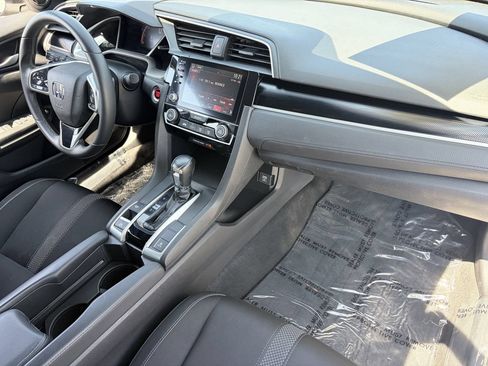 Used 2021 Honda Civic Sport image 12