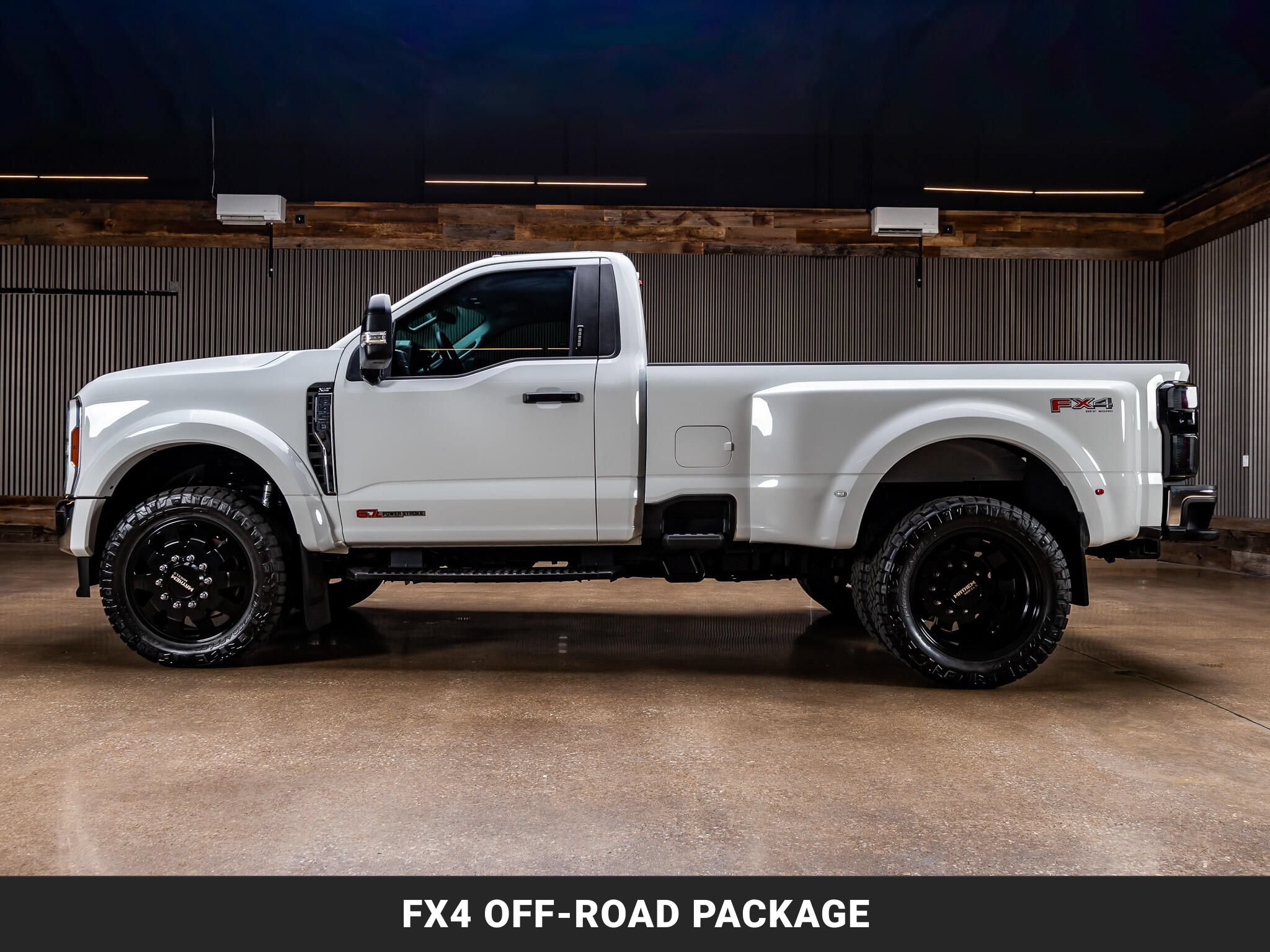Used 2024 Ford F450 XLT w/ 360-Degree Camera Package AWD/4WD image 5
