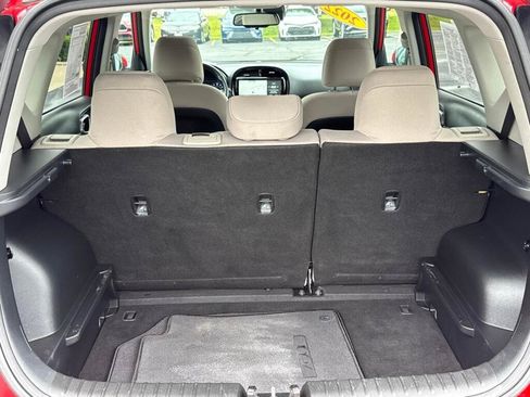 Used 2022 Kia Soul EX FWD image 4