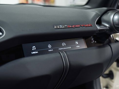 Used 2018 Ferrari 812 Superfast image 17